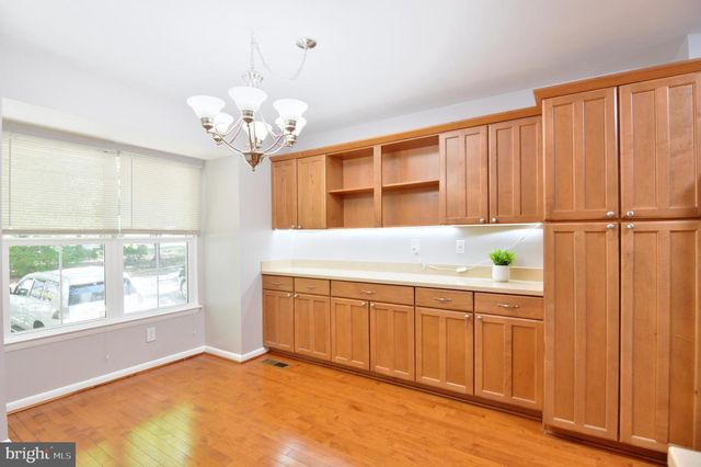 13326 WATERSIDE CIR, Germantown, MD 20874