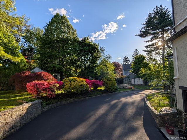294 Lincoln Avenue, New Rochelle, NY 10801