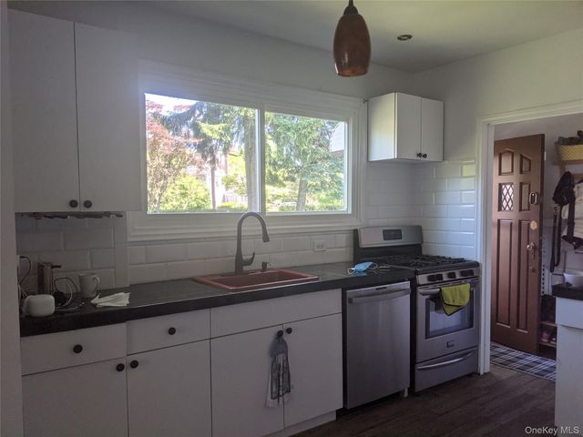 294 Lincoln Avenue, New Rochelle, NY 10801