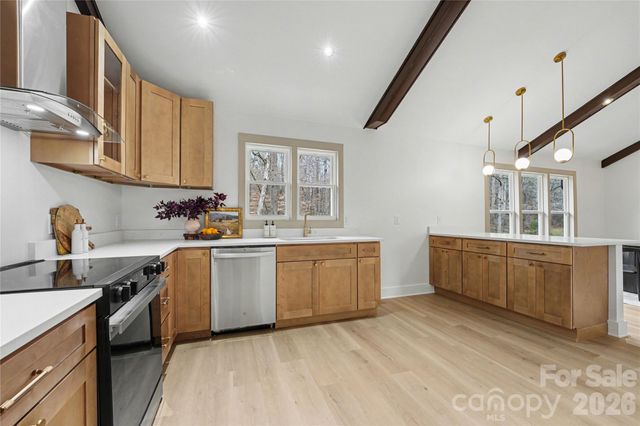 32 Bowen Drive, Belmont, NC 28012