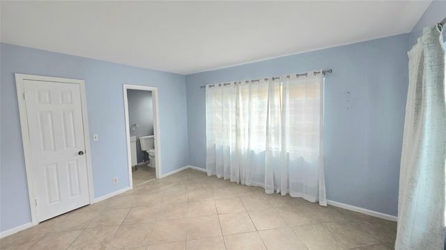 5720 NE 22nd Way 401, Fort Lauderdale, FL 33308