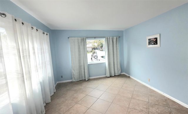 5720 NE 22nd Way 401, Fort Lauderdale, FL 33308