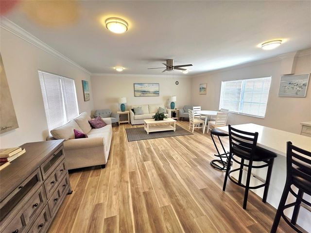 5720 NE 22nd Way 401, Fort Lauderdale, FL 33308