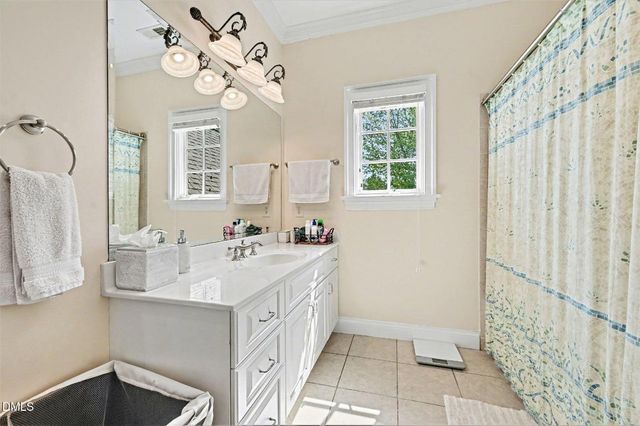 51210 Eastchurch, Chapel Hill, NC 27517