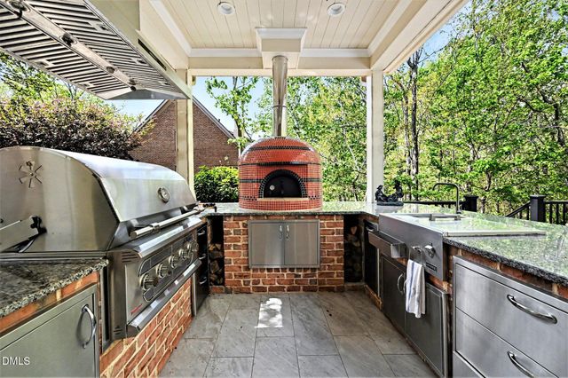 51210 Eastchurch, Chapel Hill, NC 27517