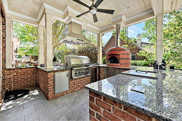 51210 Eastchurch, Chapel Hill, NC 27517