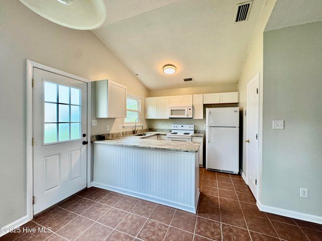 288 Huff Drive, Jacksonville, NC 28546
