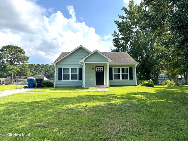 288 Huff Drive, Jacksonville, NC 28546
