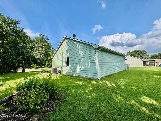 288 Huff Drive, Jacksonville, NC 28546