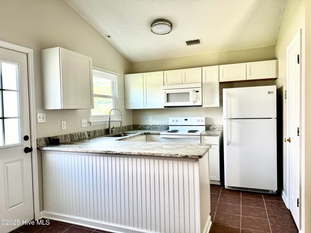 288 Huff Drive, Jacksonville, NC 28546