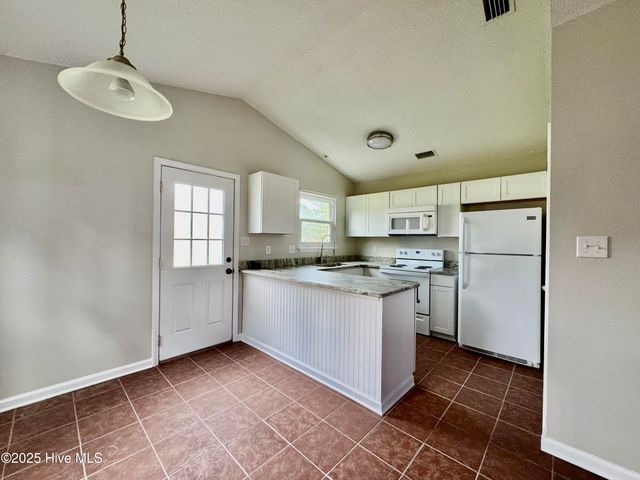 288 Huff Drive, Jacksonville, NC 28546