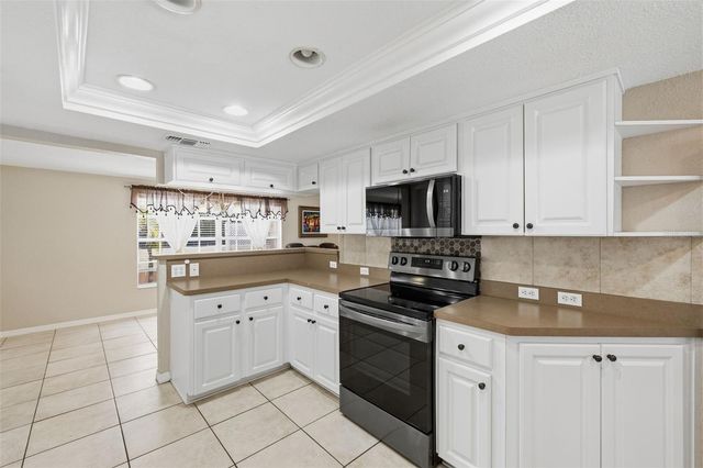 10744 OSCEOLA DRIVE, New Port Richey, FL 34654