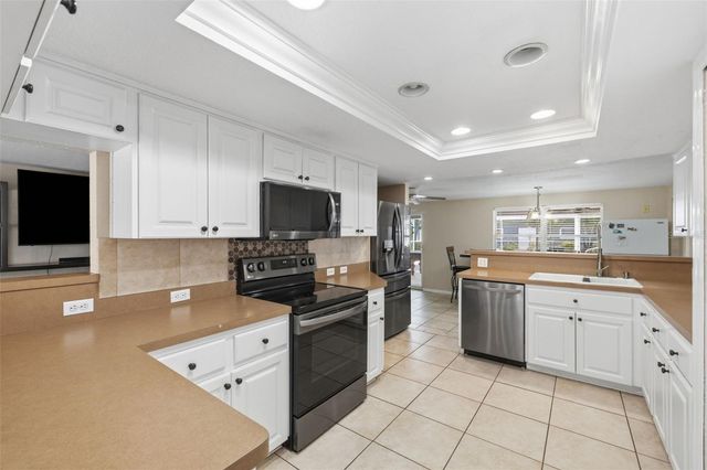10744 OSCEOLA DRIVE, New Port Richey, FL 34654