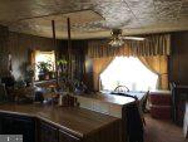 5510 GOLDEN DR, Morrisville, PA 19067