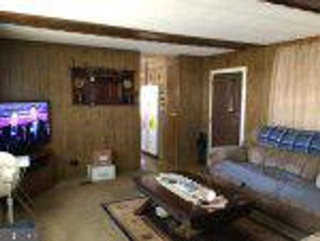 5510 GOLDEN DR, Morrisville, PA 19067