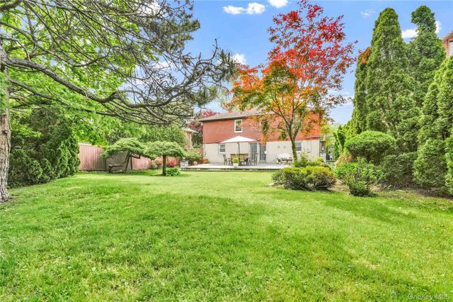 13835 11th Avenue, Malba, NY 11357