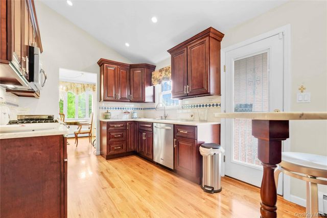 13835 11th Avenue, Malba, NY 11357