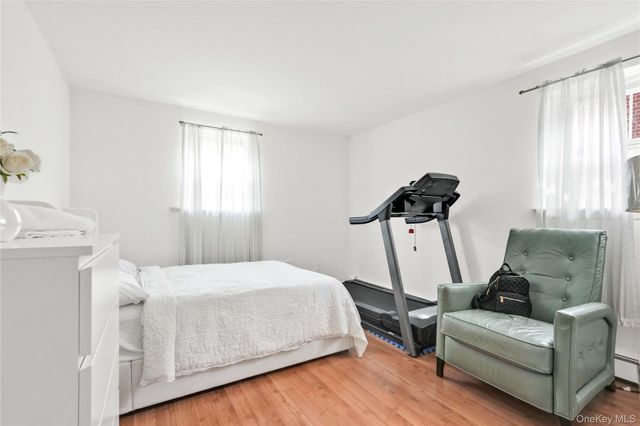 13835 11th Avenue, Malba, NY 11357