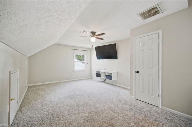 3404 Winterhawk CT, Chesapeake, VA 23323