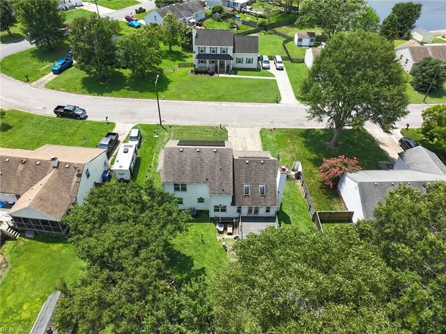 3404 Winterhawk CT, Chesapeake, VA 23323