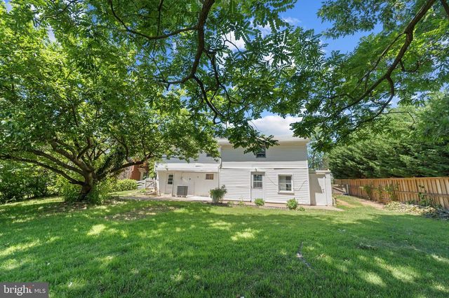 14209 ESSEX DR, Woodbridge, VA 22191