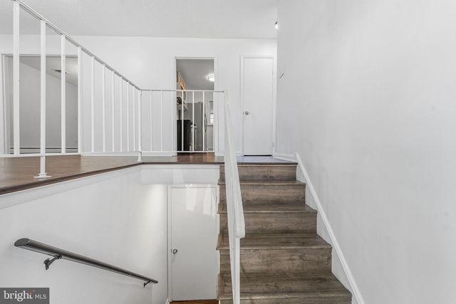 14209 ESSEX DR, Woodbridge, VA 22191