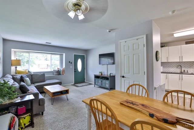 11907 Lawnview Avenue, Springdale, OH 45246