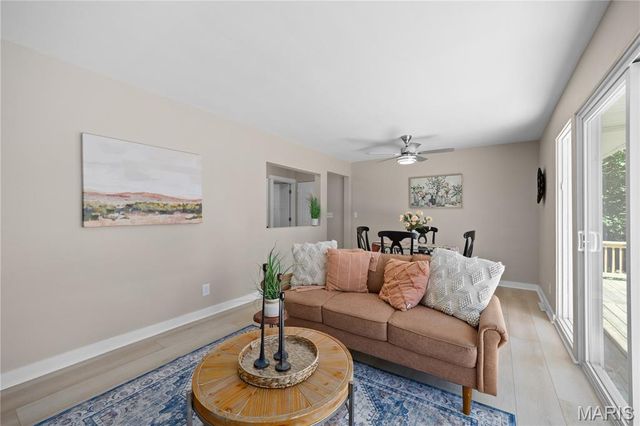 12 Highwood Circle, Belleville, IL 62223