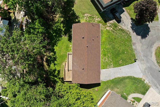 12 Highwood Circle, Belleville, IL 62223