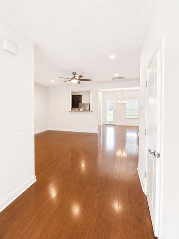 1107 Bennington Drive, Charleston, SC 29492