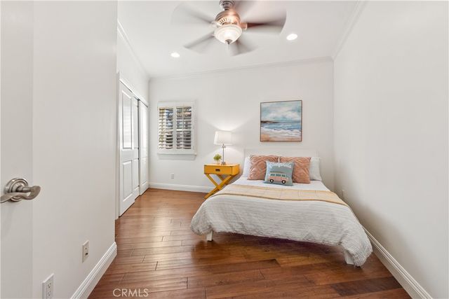 1077 10th Street, Hermosa Beach, CA 90254