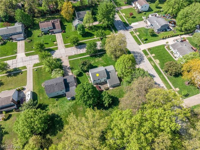 32696 Surrey Lane, Avon Lake, OH 44012