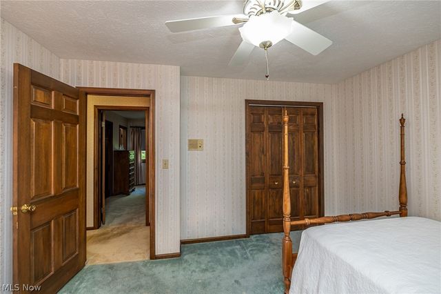32696 Surrey Lane, Avon Lake, OH 44012