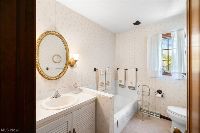32696 Surrey Lane, Avon Lake, OH 44012