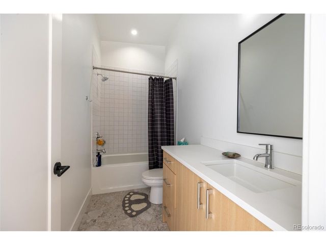 1542 Vrain St, Denver, CO 80204