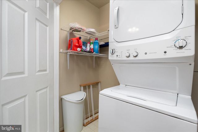 439 NIKKI TER SE, Leesburg, VA 20175