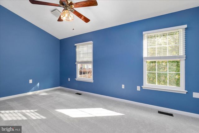 439 NIKKI TER SE, Leesburg, VA 20175