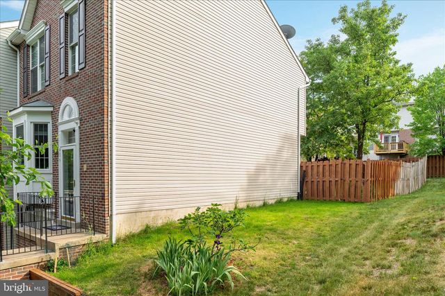 439 NIKKI TER SE, Leesburg, VA 20175