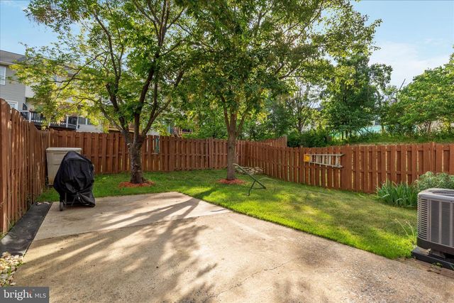 439 NIKKI TER SE, Leesburg, VA 20175