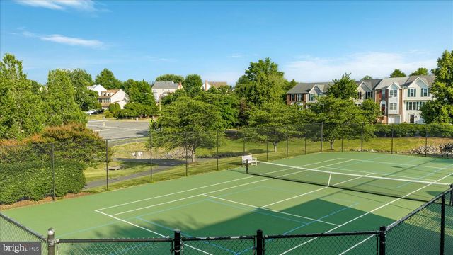 439 NIKKI TER SE, Leesburg, VA 20175