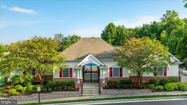 439 NIKKI TER SE, Leesburg, VA 20175
