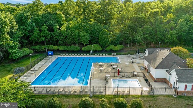 439 NIKKI TER SE, Leesburg, VA 20175