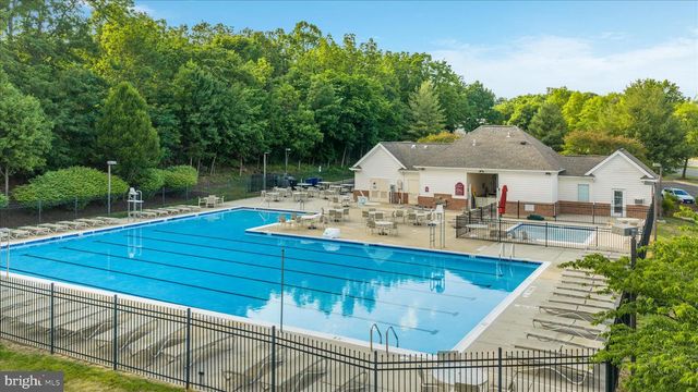 439 NIKKI TER SE, Leesburg, VA 20175