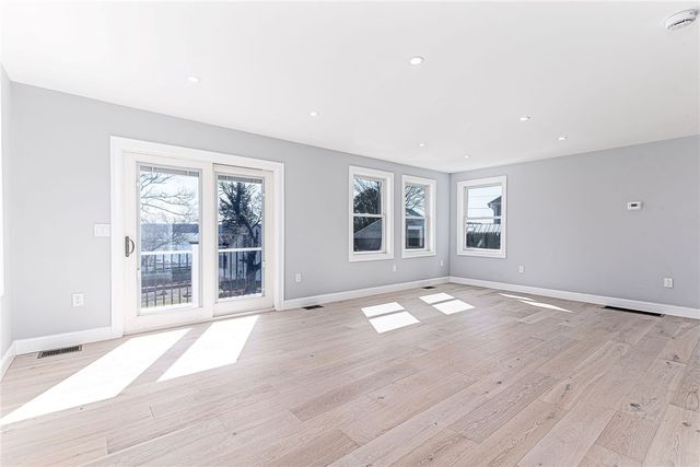 62 John Wickes Avenue, Warwick, RI 02818