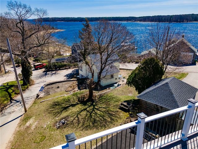 62 John Wickes Avenue, Warwick, RI 02818
