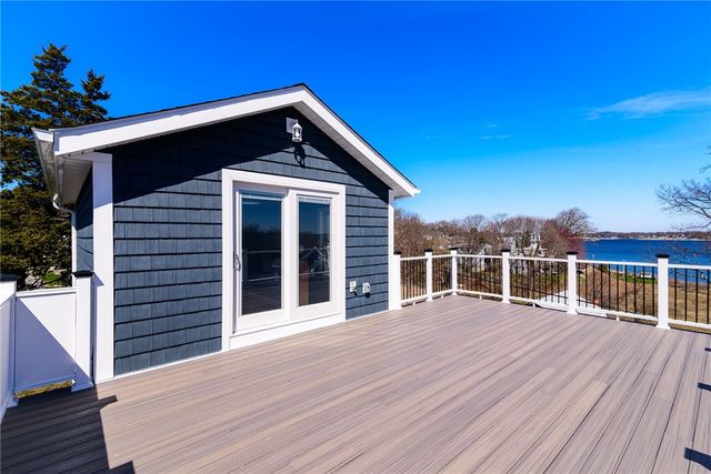 62 John Wickes Avenue, Warwick, RI 02818