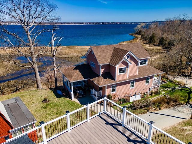 62 John Wickes Avenue, Warwick, RI 02818