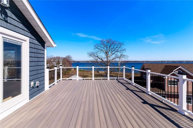 62 John Wickes Avenue, Warwick, RI 02818