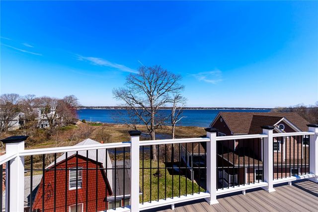 62 John Wickes Avenue, Warwick, RI 02818