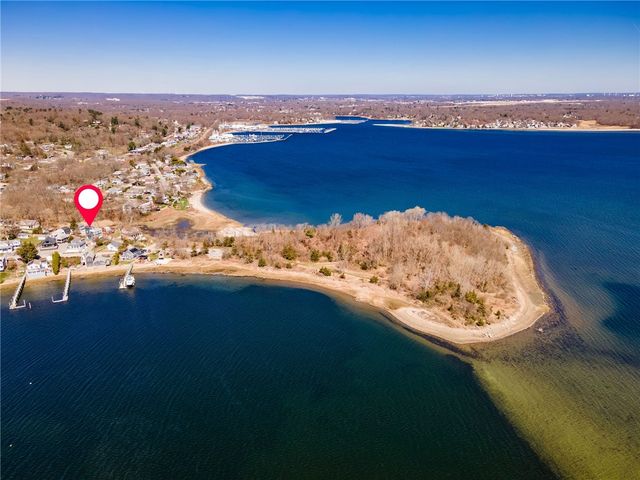62 John Wickes Avenue, Warwick, RI 02818